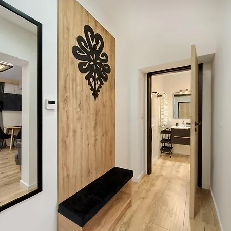 Kubinca 73 Aparthotel 3*